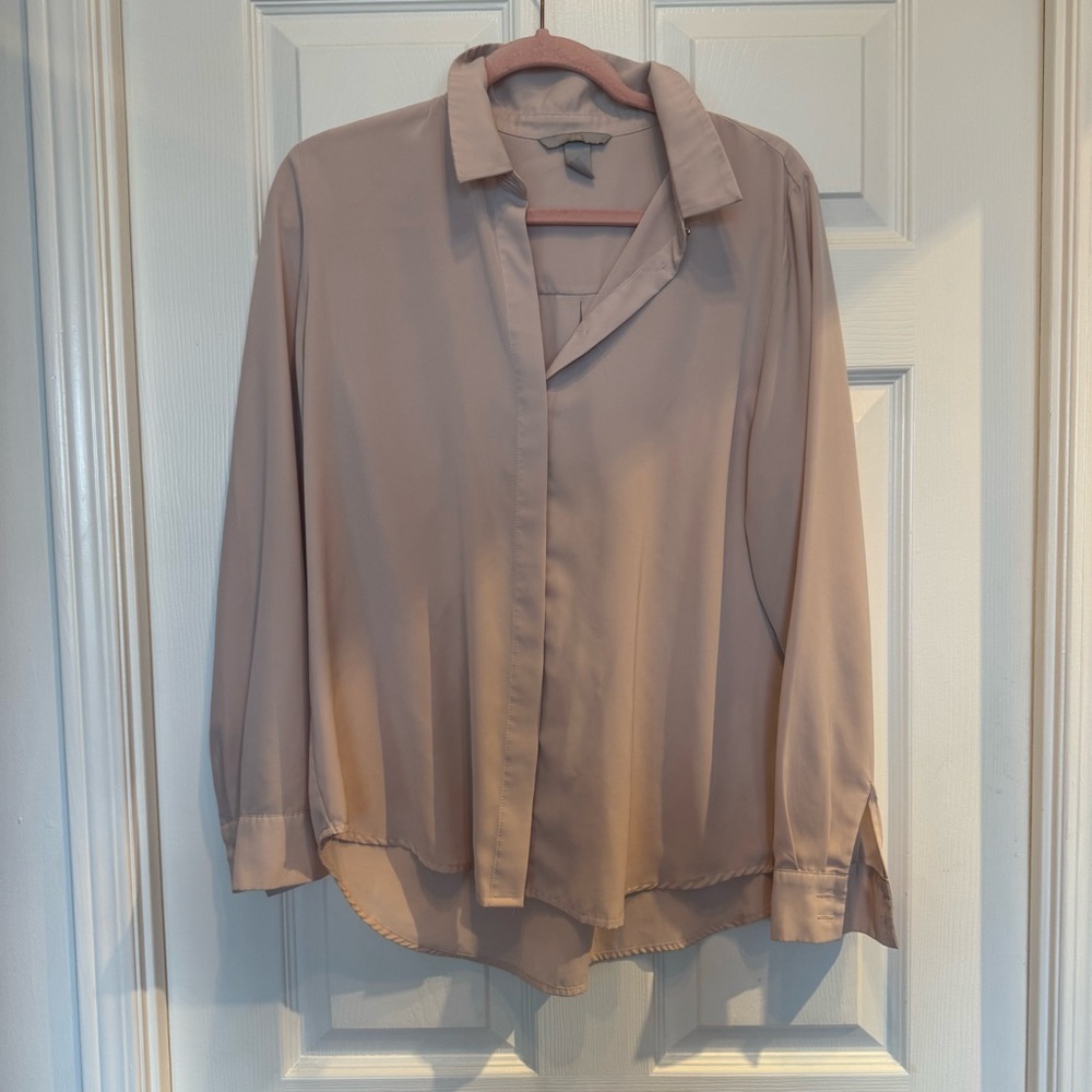 H&M Blush Pink Button-Up Blouse - Women’s Size 8